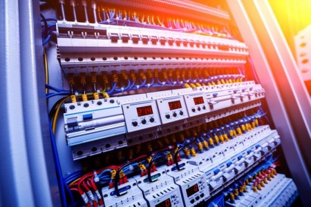 Comment dimensionner votre armoire &eacute;lectrique industrielle ?
