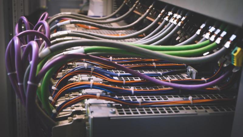 C&acirc;blage VDI, prise RJ45 et fibre optique, l'essentiel du r&eacute;seau informatique pr&egrave;s de Pont-&agrave;-Mousson
